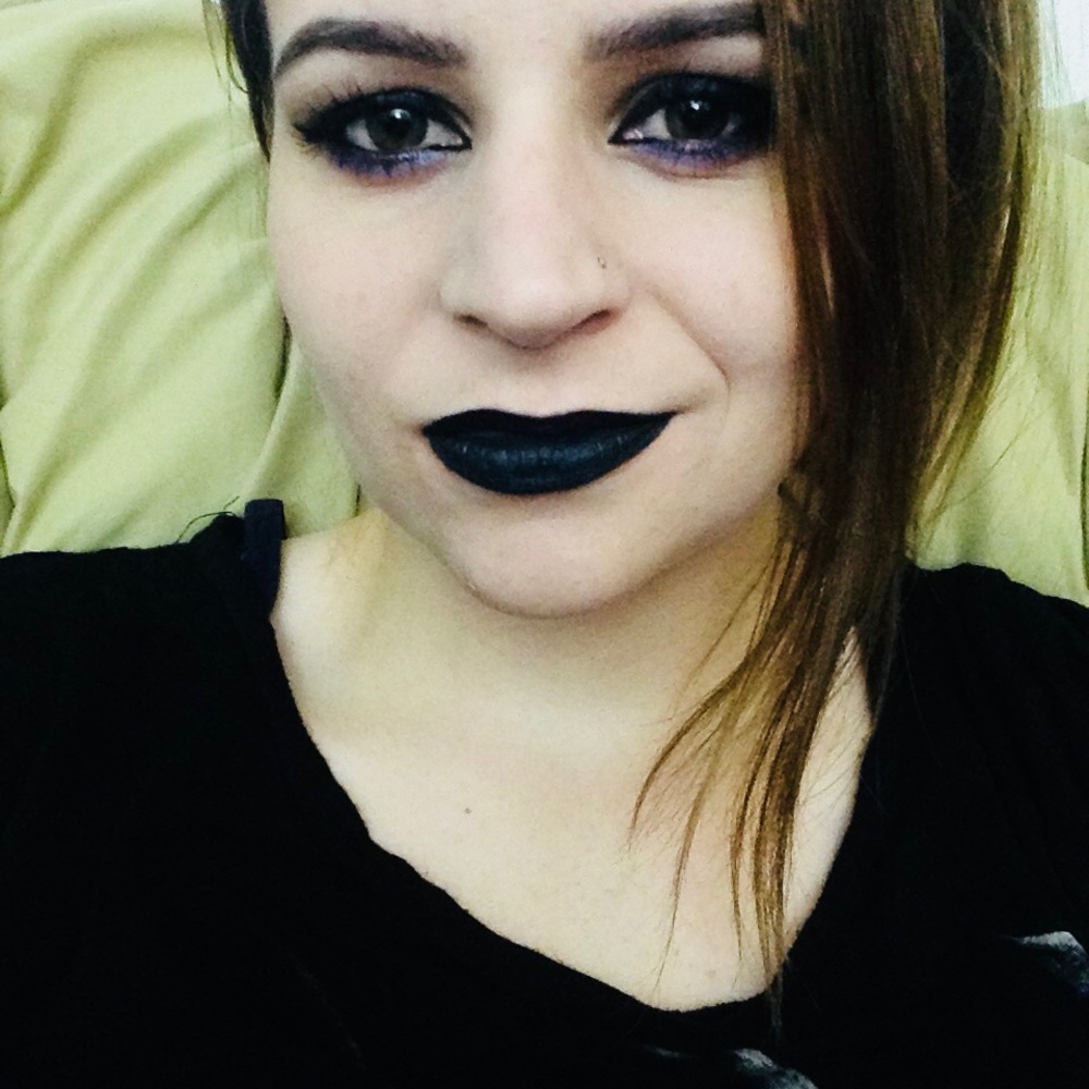 Meet your Posher, Jolynn